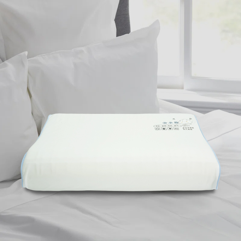 Bantal Berbentuk B yang Ramah Kulit dan Bernapas